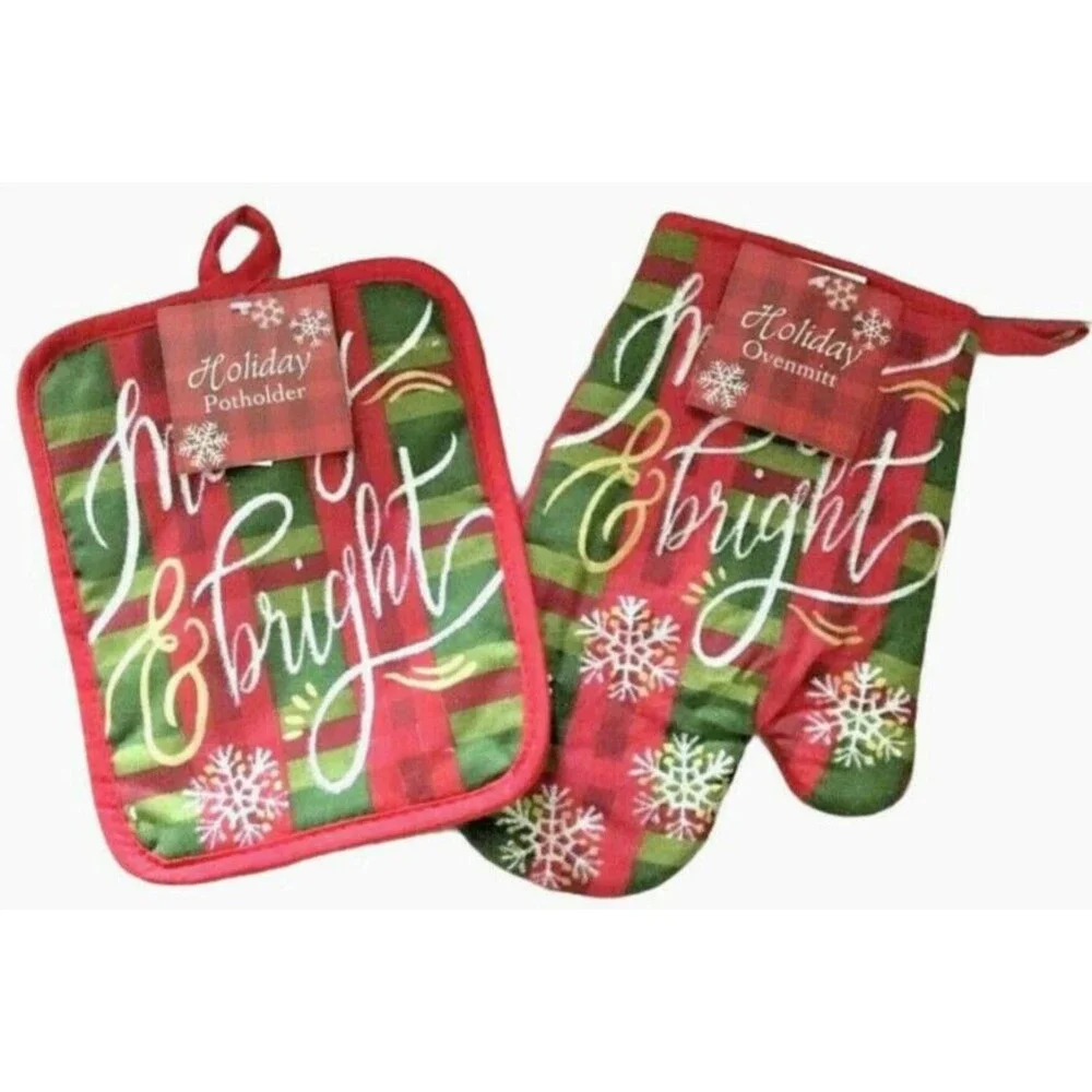 Christmas Potholder Oven Mitt Set of 2 Plaid Red Green Merry Bright Snowflake